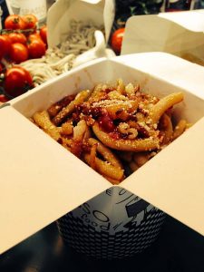 Pâtes fraîches à emporter à Rome