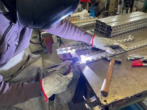 Assistance à la réparation de machines à pâtes